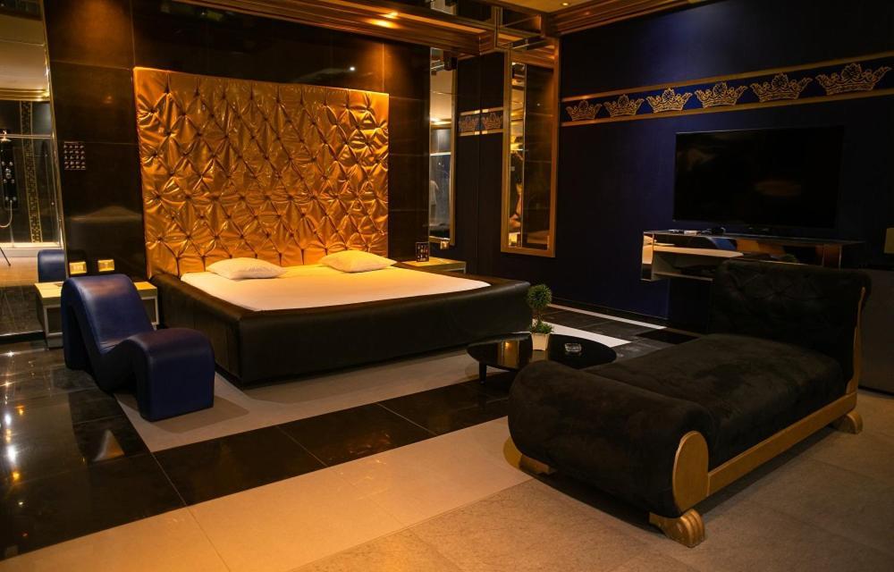 Orei Private Suites "Adult Only" Trujillo Eksteriør billede