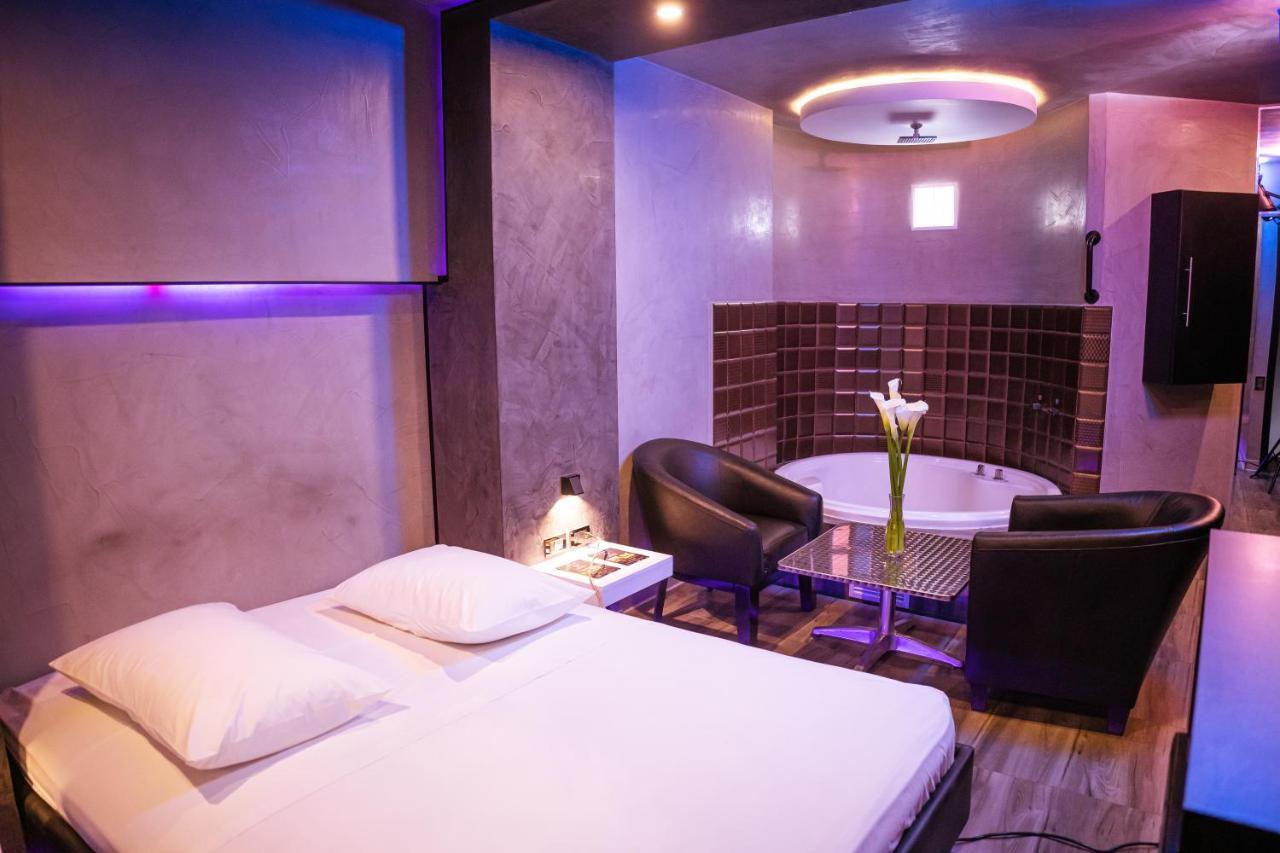Orei Private Suites "Adult Only" Trujillo Eksteriør billede