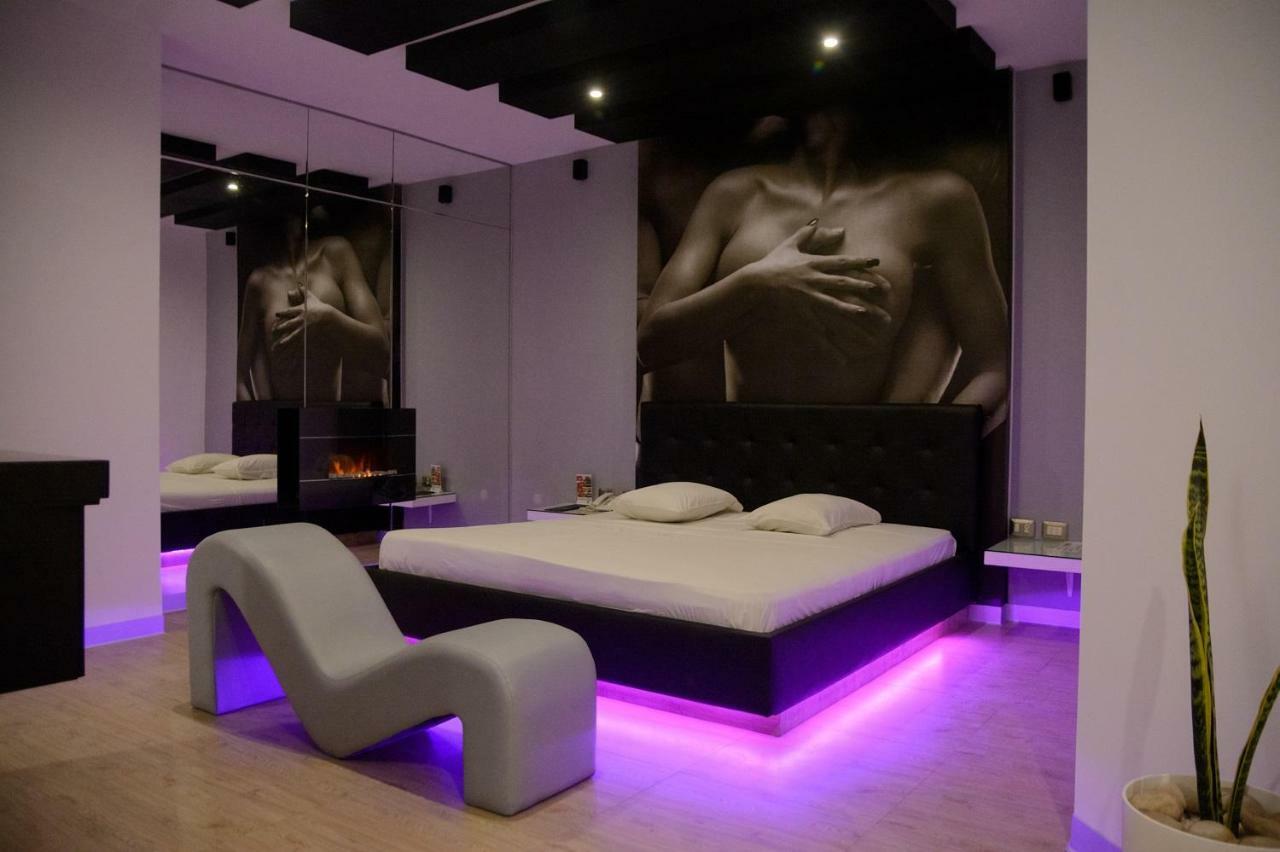 Orei Private Suites "Adult Only" Trujillo Eksteriør billede